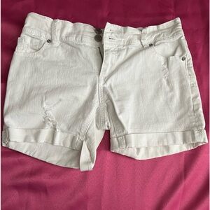 New York and Company. Size: 0. White shorts